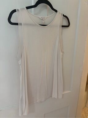 BCBG Cream Relaxed Swing Tank Top